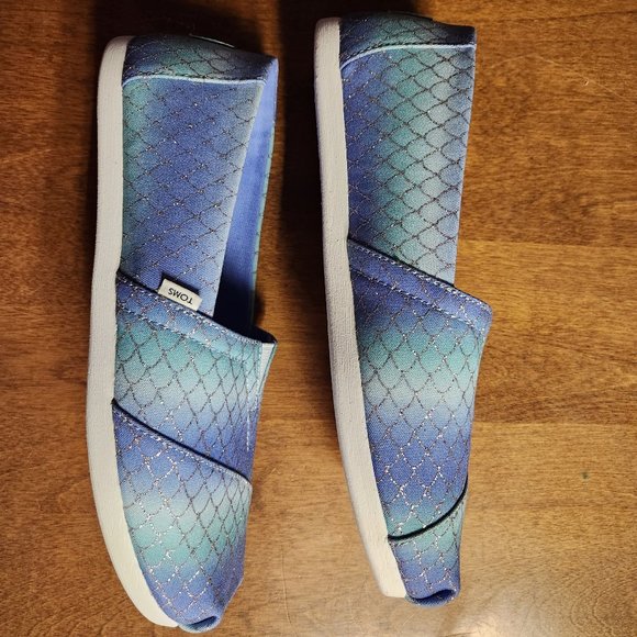 Toms Alpargata 3 pairs Llama, Floral, and Mermaid Size 6 1/2 Women - Picture 4 of 8